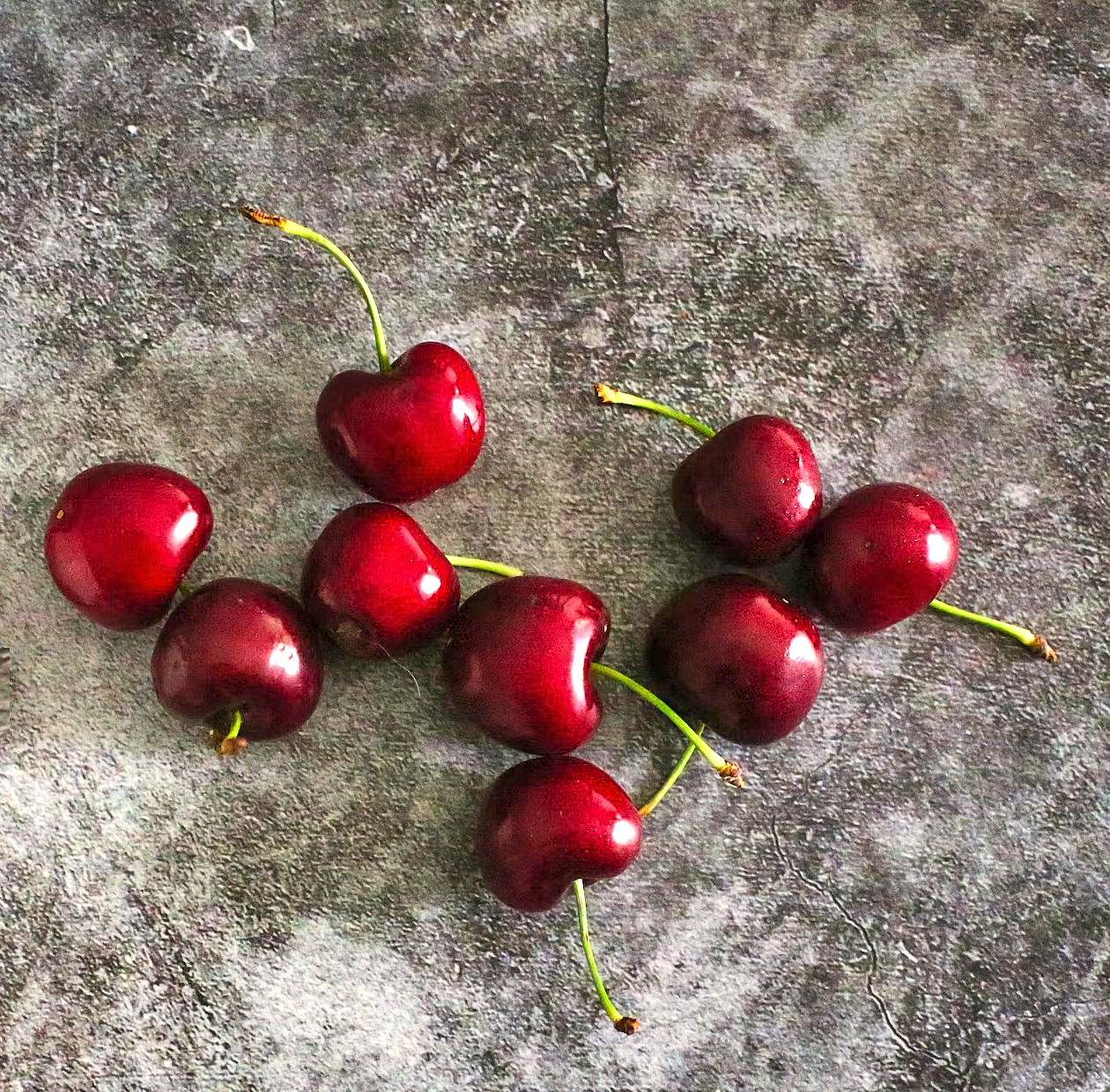 Cherries with Ricotta Cheese and Toasted Almonds